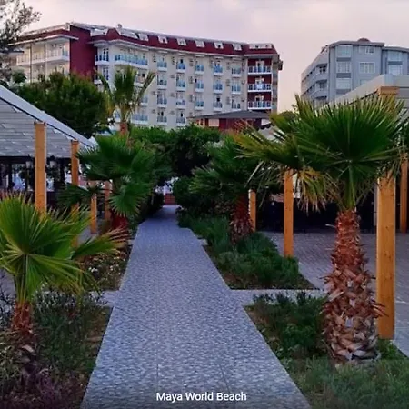 Hotel Maya World Okurcalar