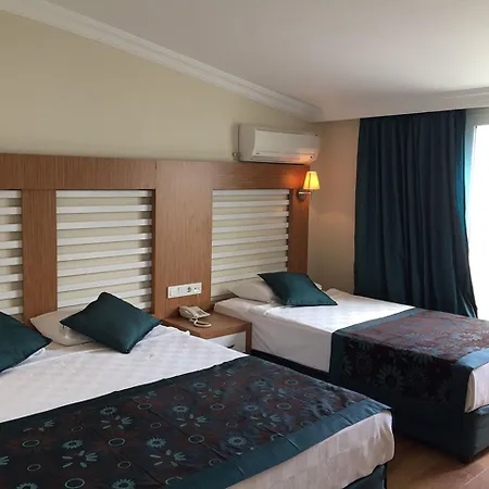 Maya World Hotel 3*