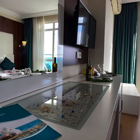 Maya World Hotel 3*